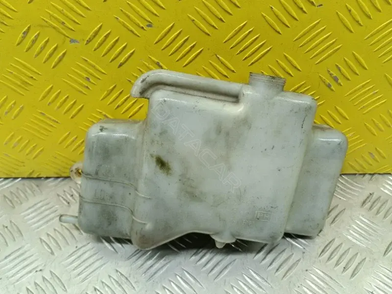 Расширительный бачок MN135072