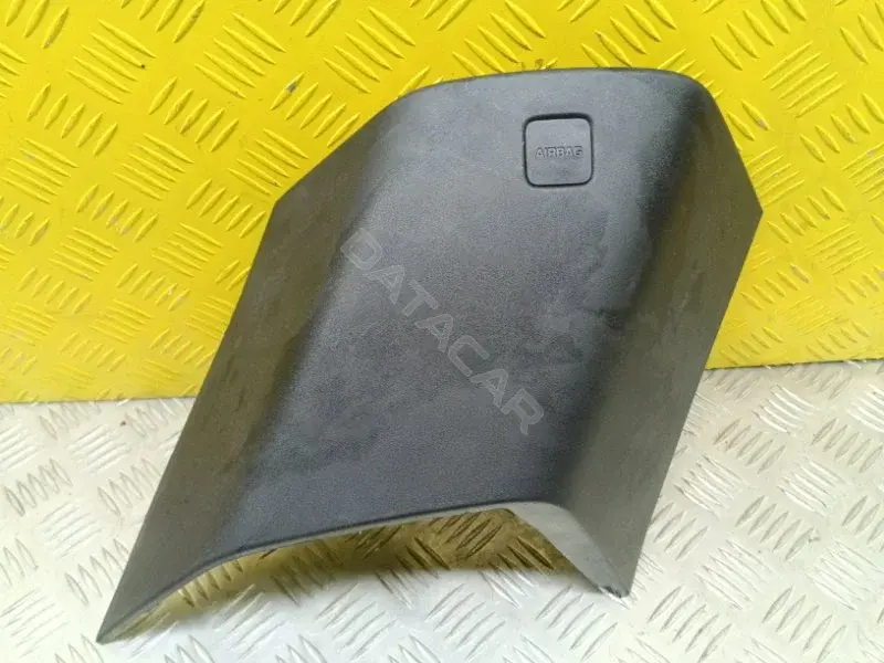 Обшивка стойки центральной DK6231011A
