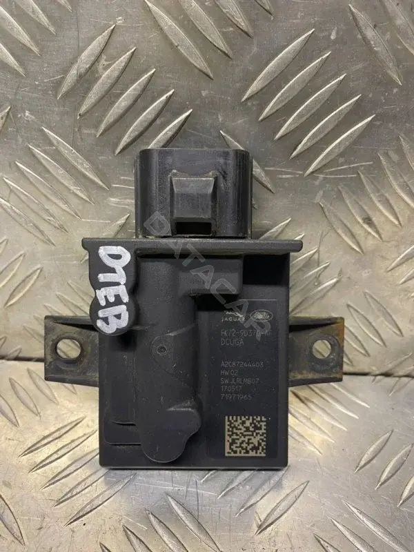 Реле топливного насоса FK729D370AF