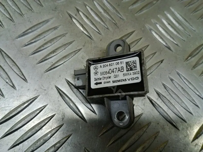 Датчик удара 56054047AB