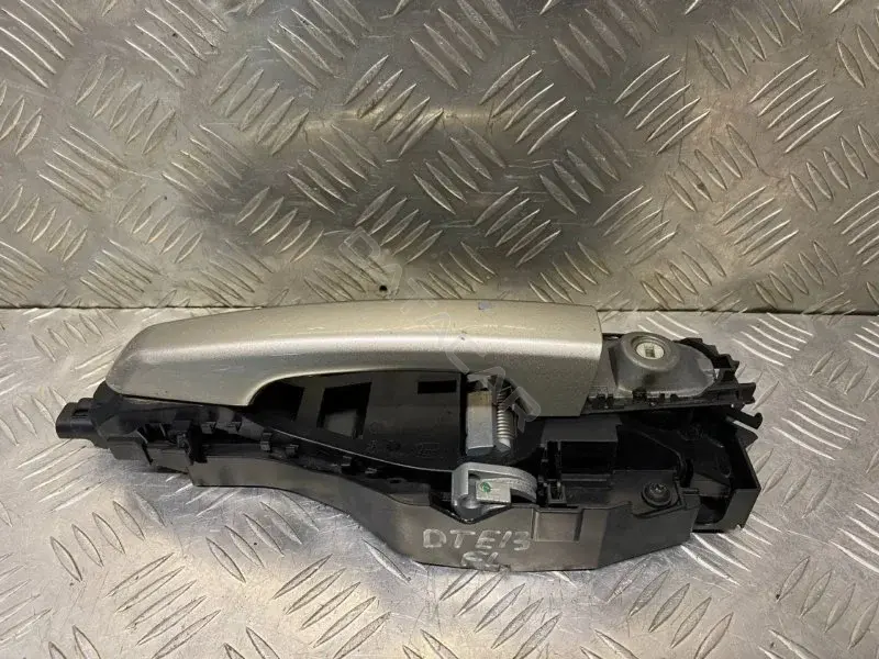 Ручка двери FK72224A81AA