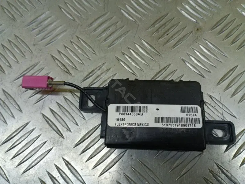 Антенна 68144668AB