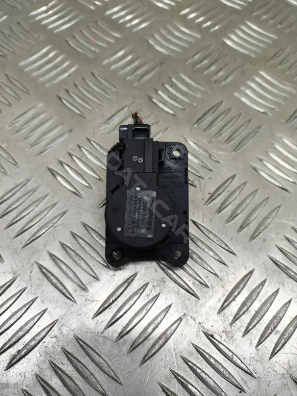 Мотор заслонки печки 7820A921
