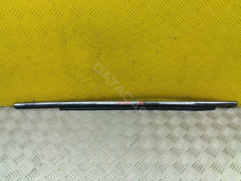Молдинг стекла 5757A407