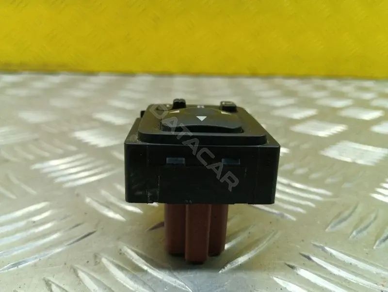 Джойстик регулировки зеркал MR951187