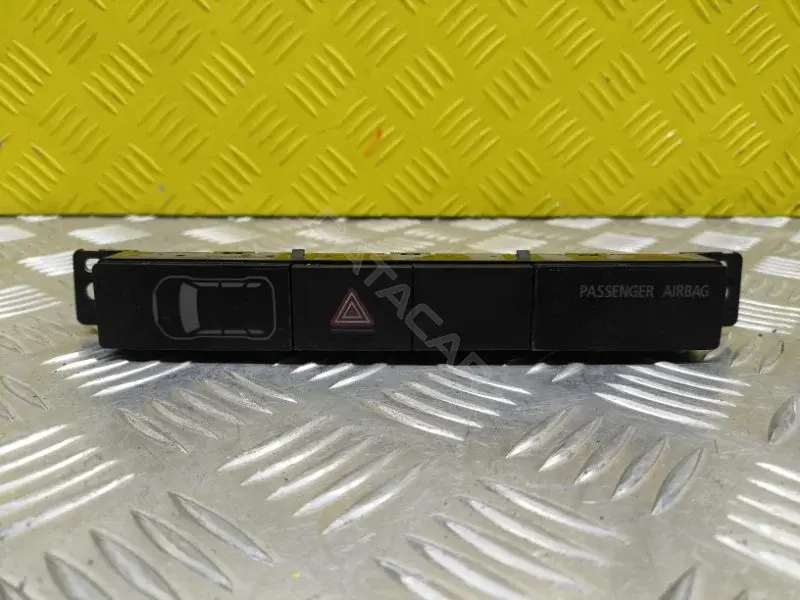 Кнопка аварийки 8002C293