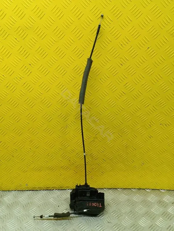 Замок двери 80500EB32A