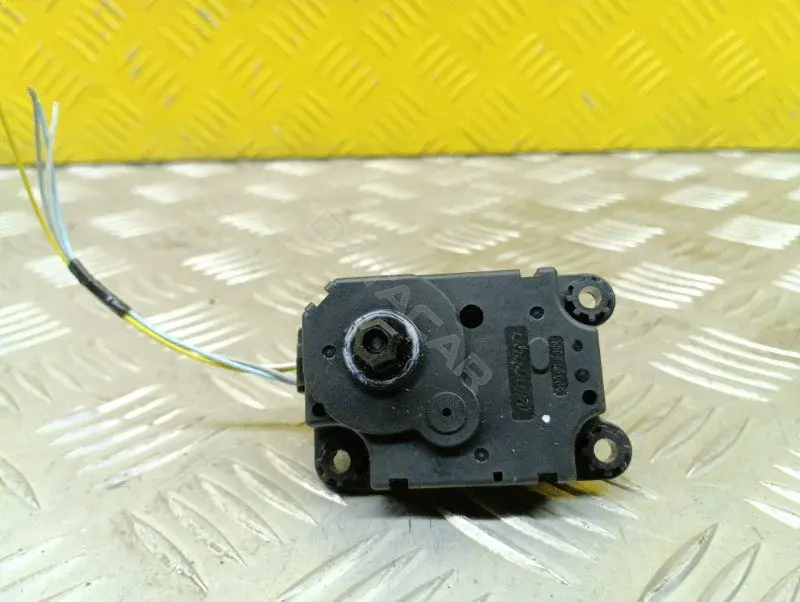 Мотор заслонки печки CSA512T014