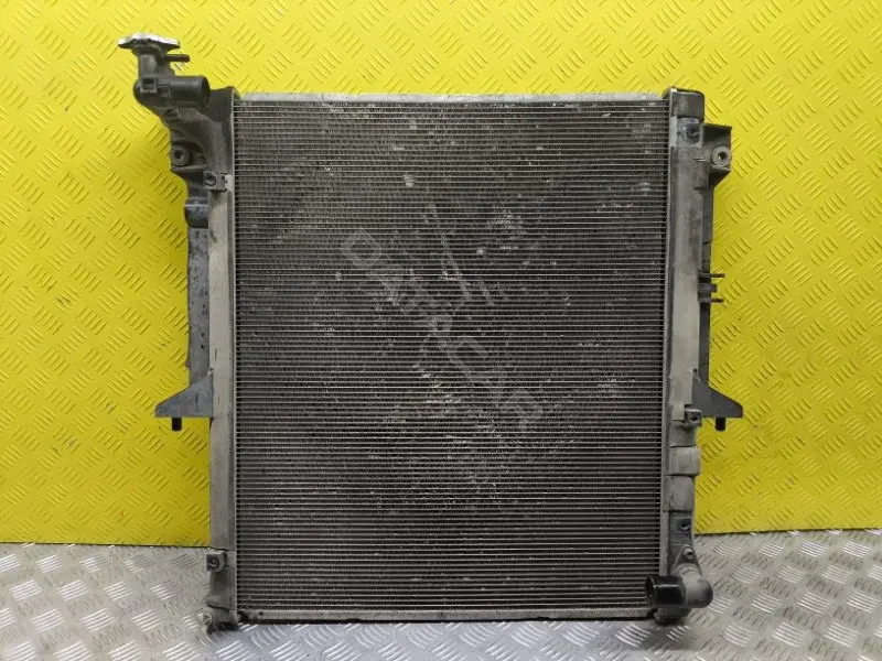 Радиатор охлаждения 1350A926