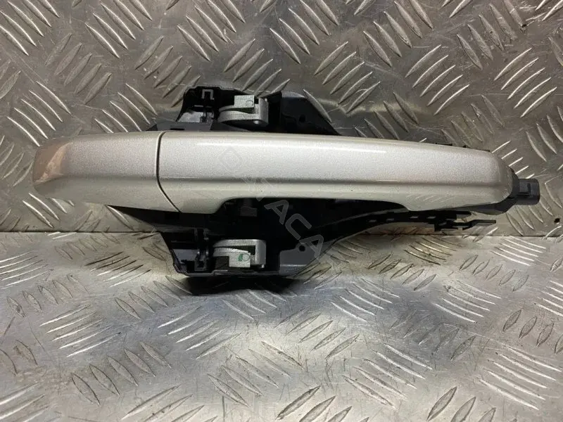 Ручка двери FK72224A82AA