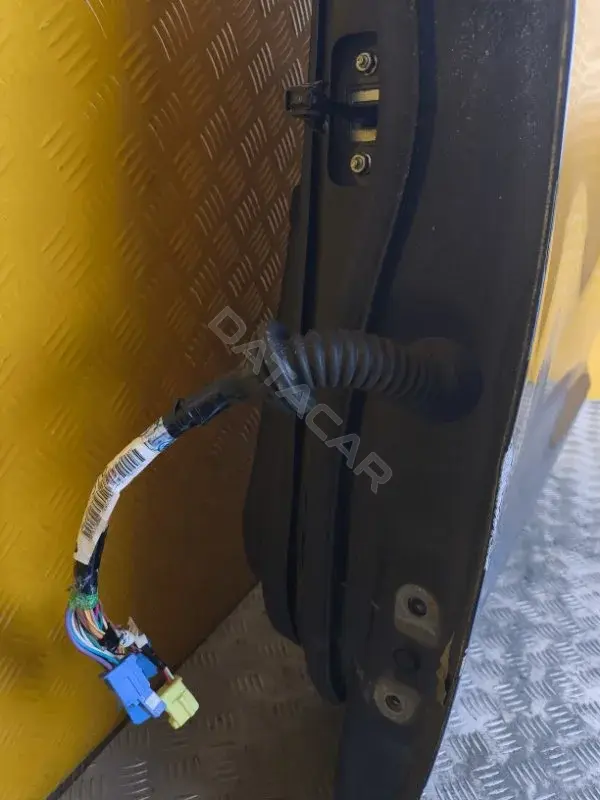 Проводка двери 821520C310
