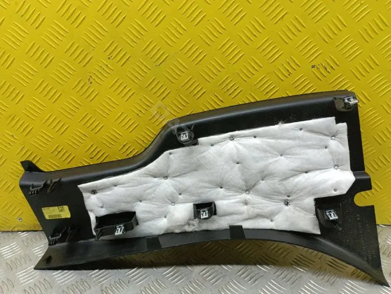 Обшивка стойки задней 1EB81TX7AB