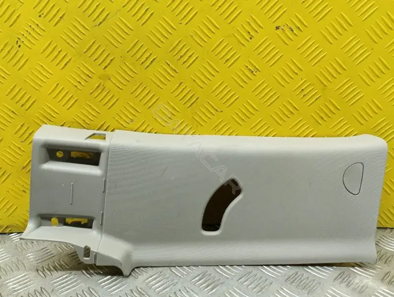 Обшивка стойки задней 1DX60BD1AB