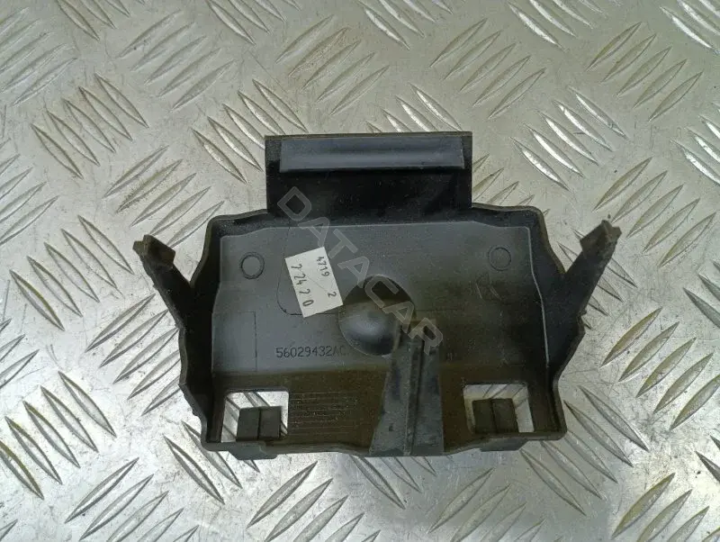 Пластик салона 56029432AC