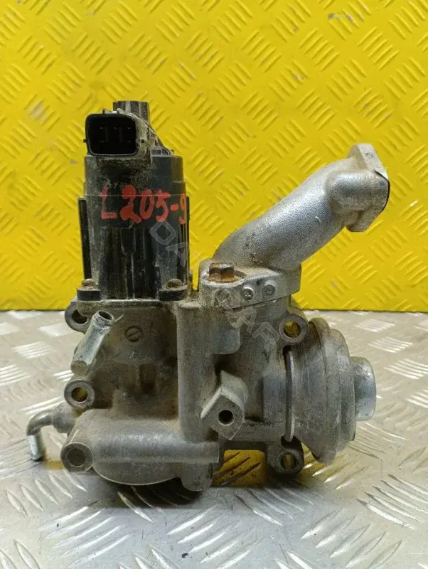 Клапан ЕГР 1582A526