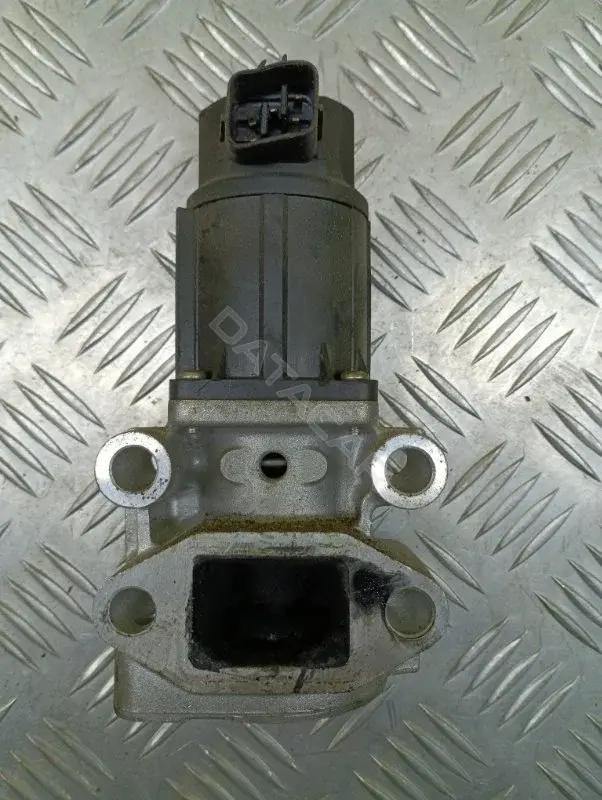 Клапан ЕГР 1582A483