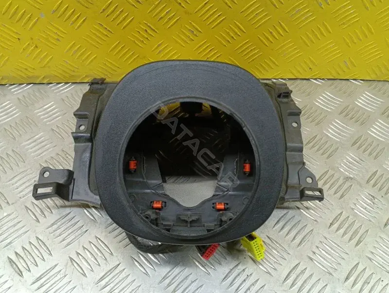 Кожух рулевой колонки 5YP11TX7AD