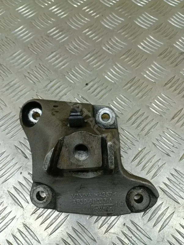 Кронштейн двигателя AB396B033A