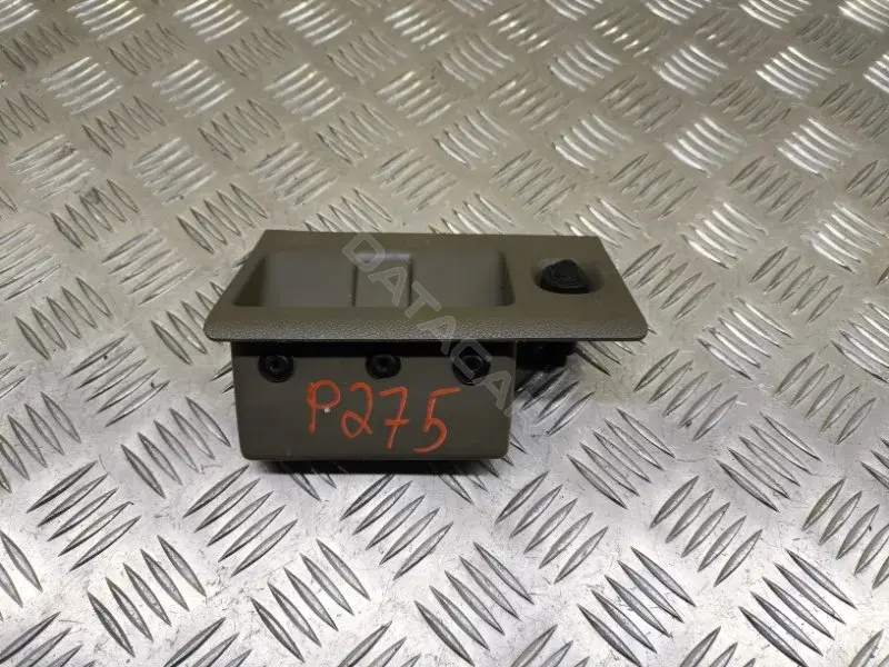 Пластик багажника 23477970