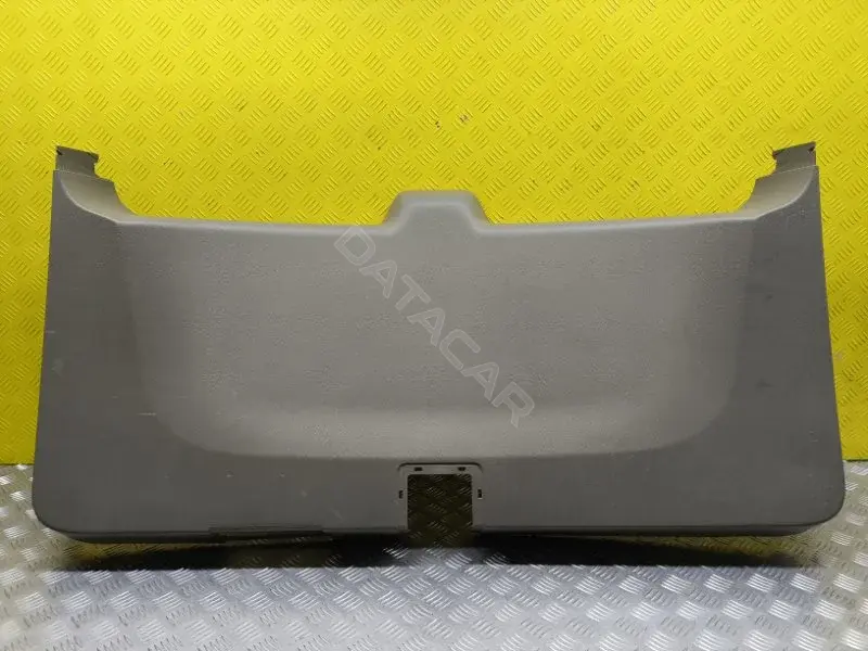 Обшивка крышки багажника 23440140