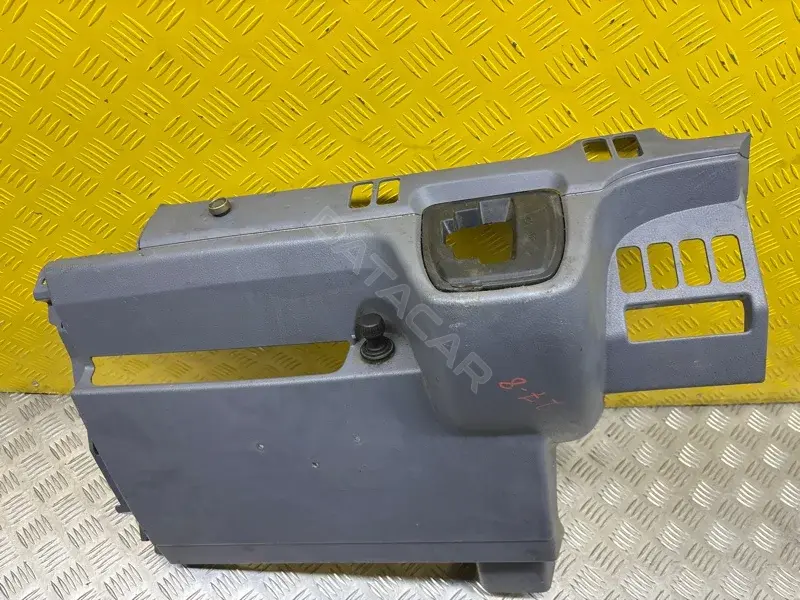 Пластик салона MK569163