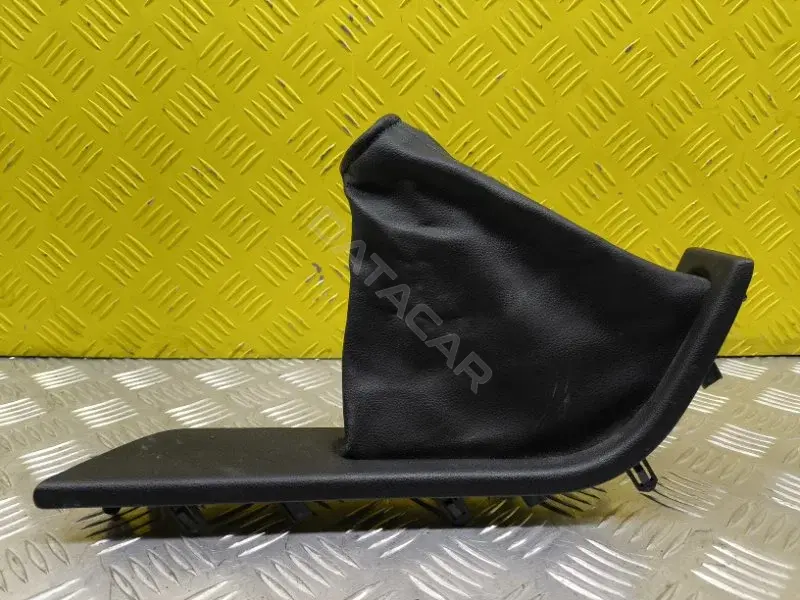 Чехол рычага ручного тормоза (ручника) 5305200XP6PXA86