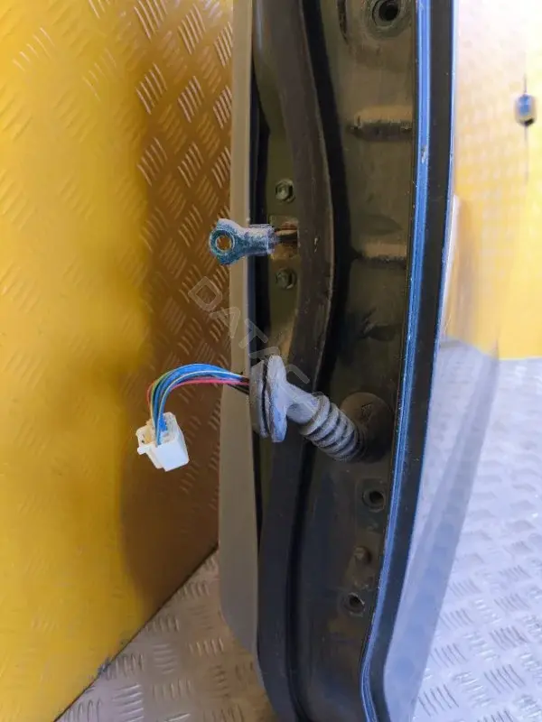 Проводка двери 821530K020