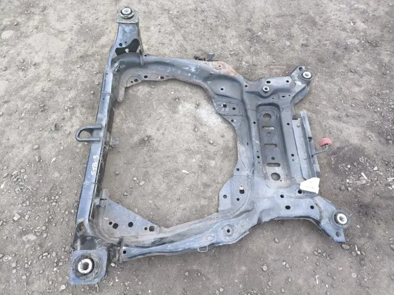 Подрамник LR084444