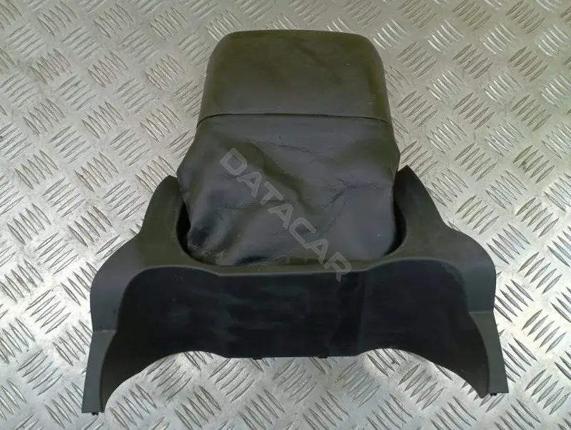 Кожух рулевой колонки BJ323F902AB