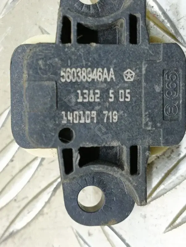 Датчик удара 56038946AA