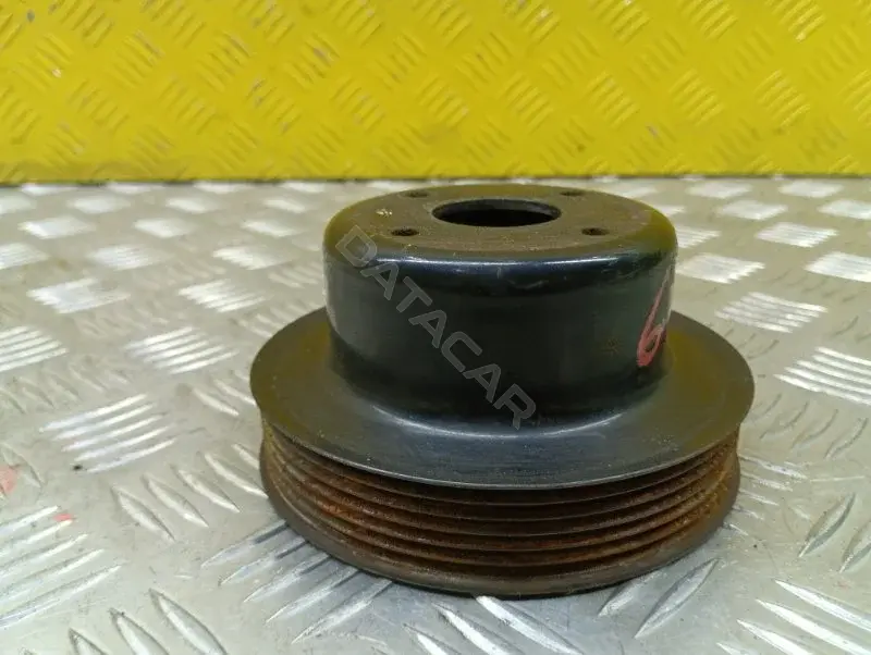 Шкив помпы 8982480801