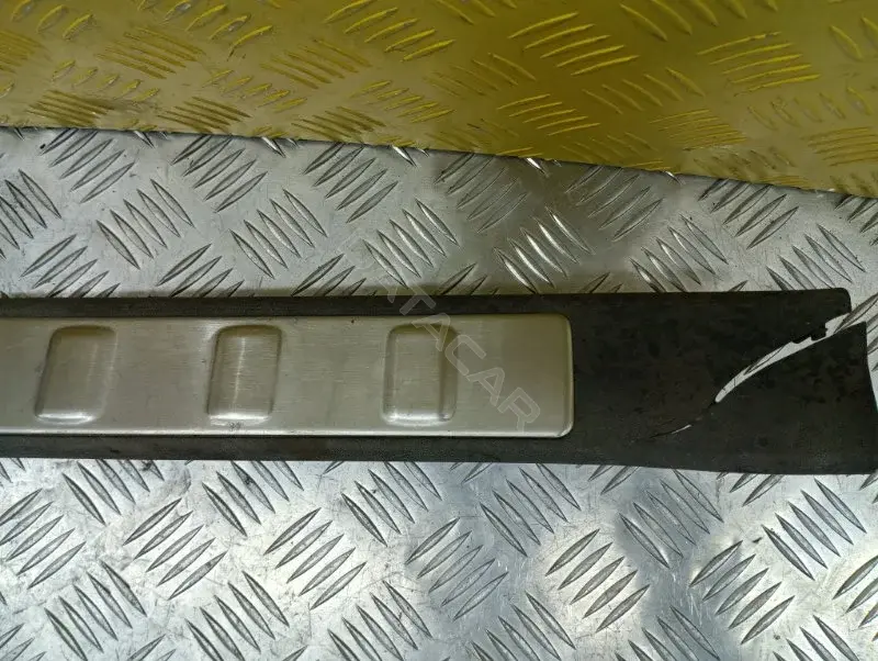 Накладка на порог 769B54X00A