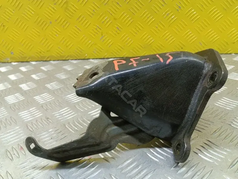 Кронштейн двигателя 11232EB300