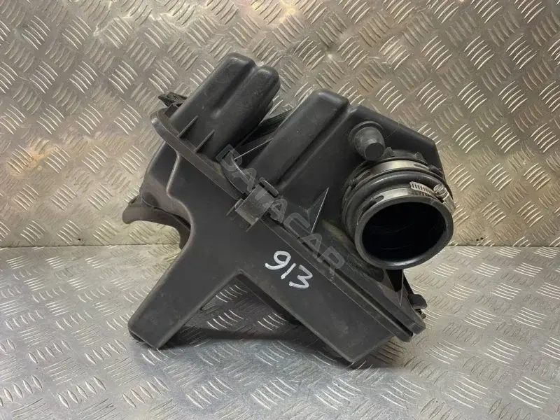 Корпус воздушного фильтра 04861388AB