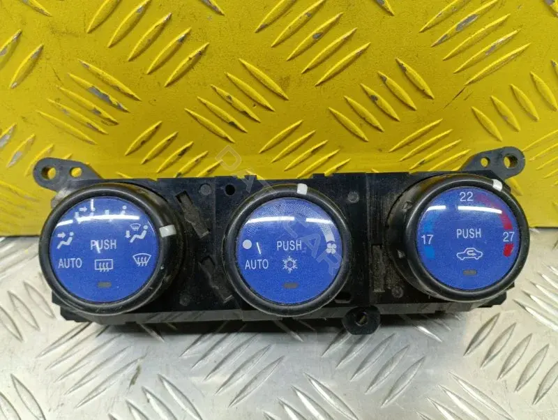 Блок управления климат-контролем 7820A270