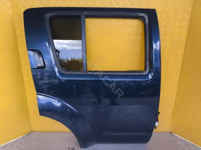 Стекло двери 82300EB33A