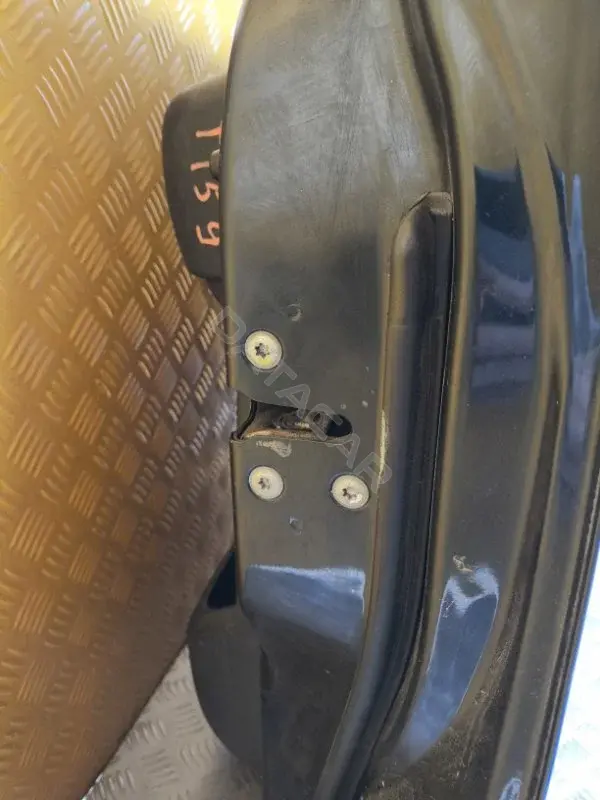 Замок двери 80500EB32A