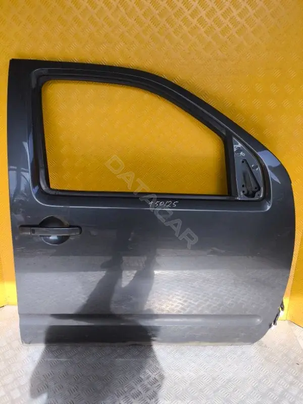 Стекло двери 80300EB310