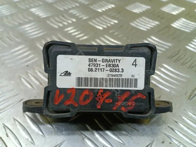 Датчик ускорения 47931EB30A