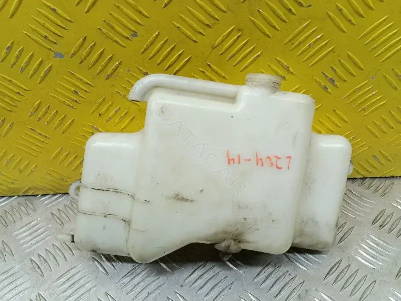 Расширительный бачок MN135072