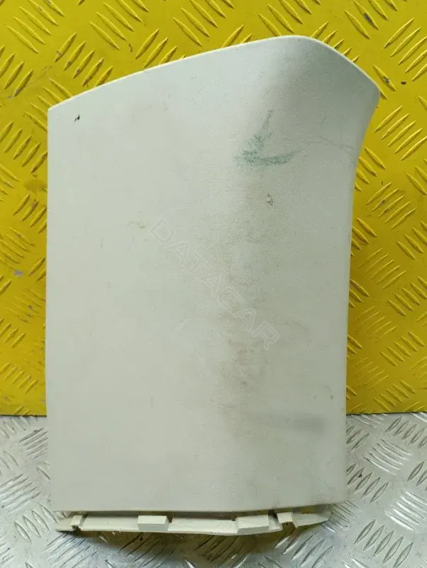 Обшивка стойки задней 6H52280C46CC