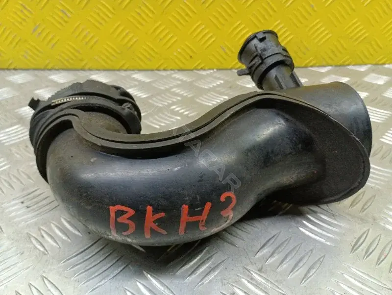 Патрубки системы охлаждения BK319C623BD