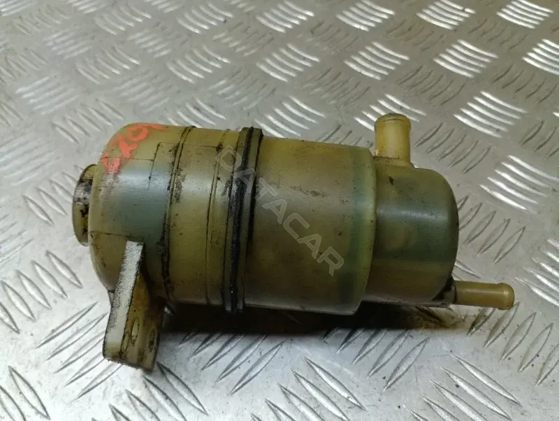Бачок гидроусилителя MR995028