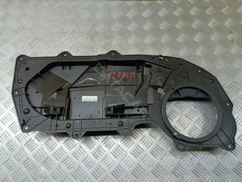 Накладка двери BJ3221123AE