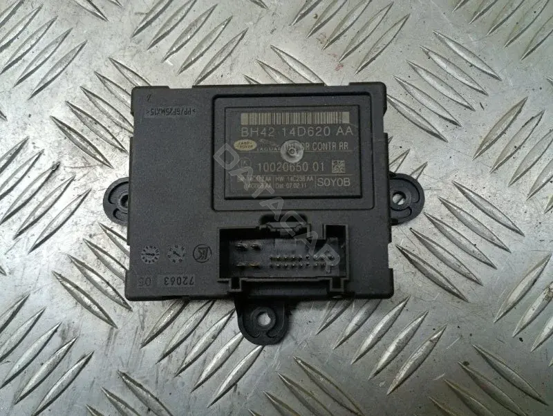 Блок управления двери BH4214D620AA