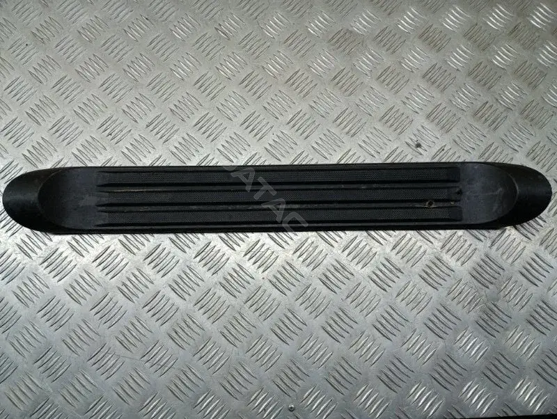 Накладка на порог AB39178810E