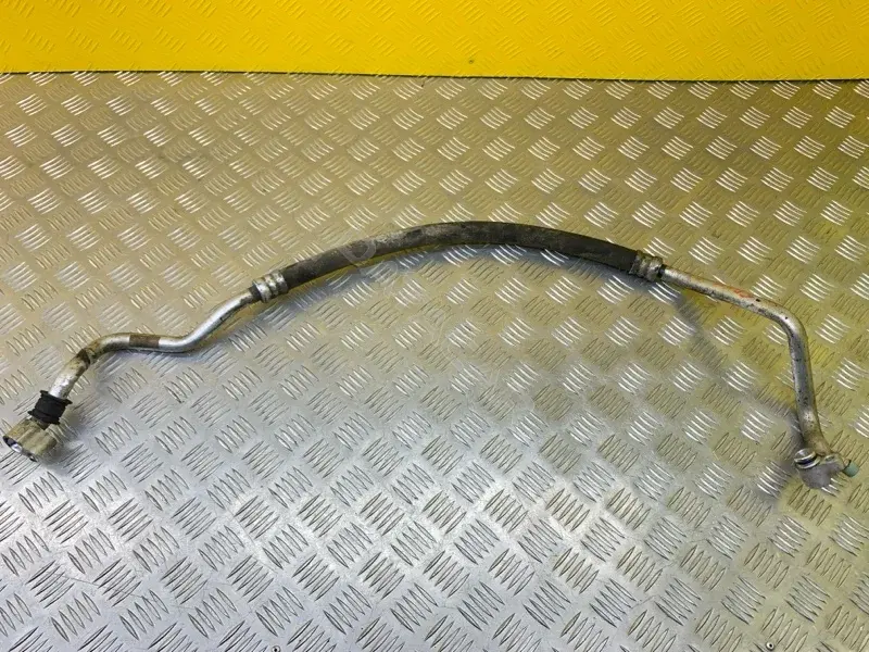 Трубка кондиционера MN123611