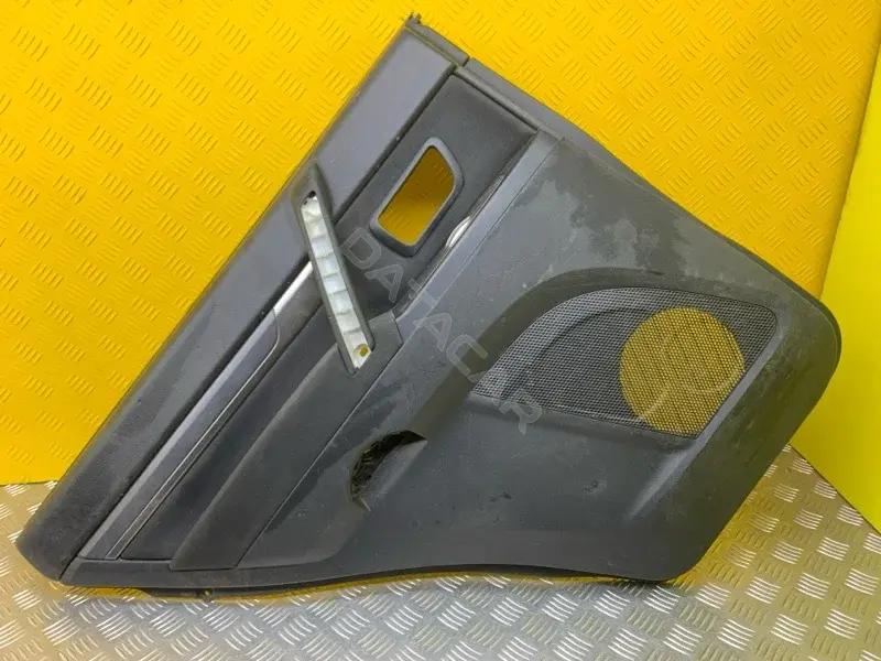 Обшивка двери 7222A189XB