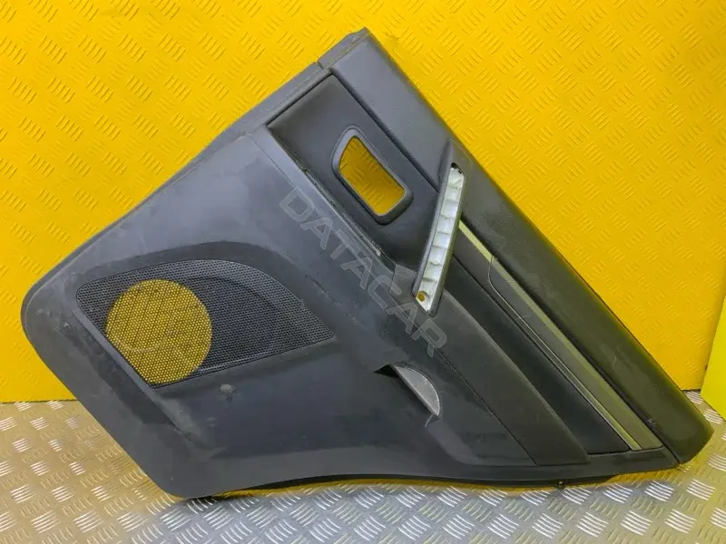 Обшивка двери 7222A190XB