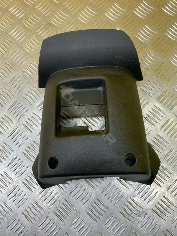 Кожух рулевой колонки 48470EB300